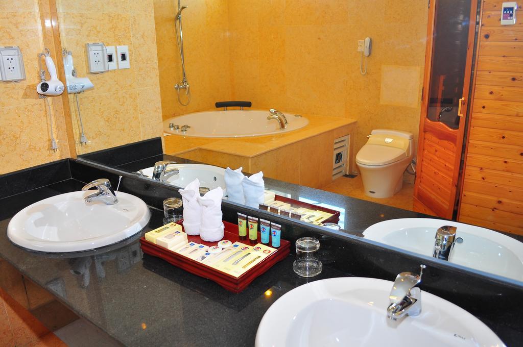 Thien An Riverside Hotel Quang Ngai Exterior photo